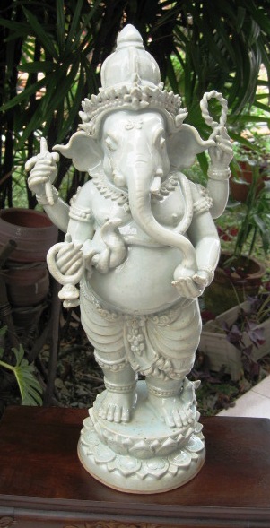 White Celadon Ganesh sukothai
