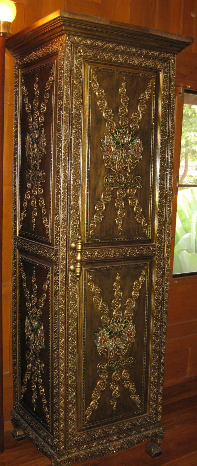 Single Sided Cabinet Antique Finish