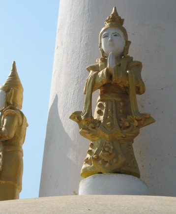 Teppanom statue Burma